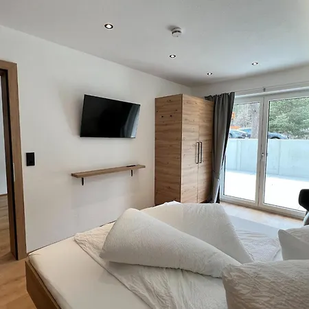 Apartamento In Near Lift, Cleaning Included *