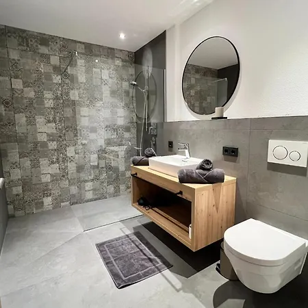 Apartamento In Near Lift, Cleaning Included *